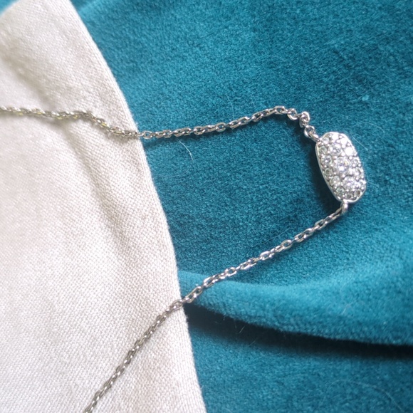 EUC Kendra Scott Grayson Silver Pendant Necklace in White CZ - Picture 5 of 10